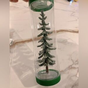 Lemax snow special tree